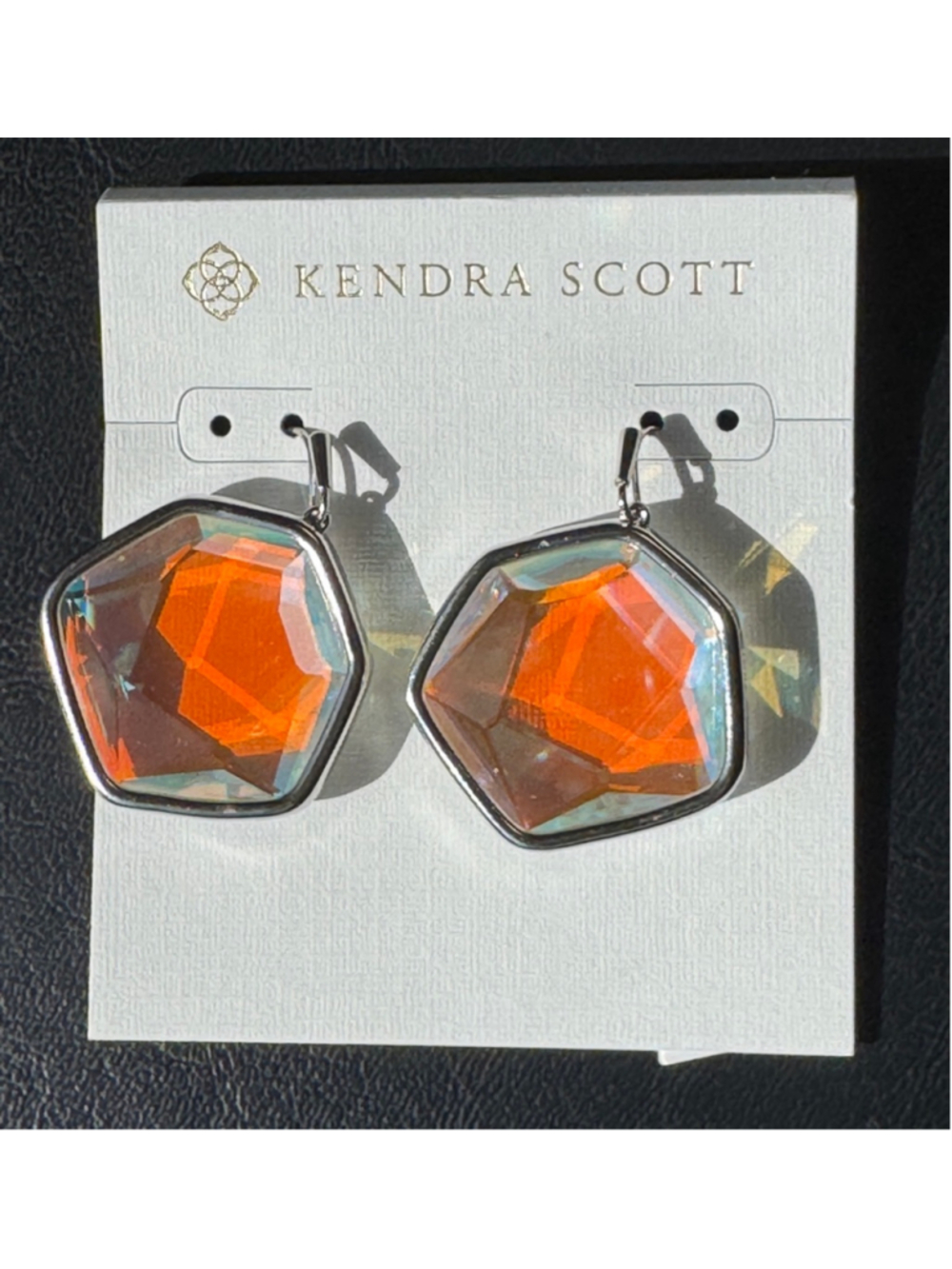 New Kendra Scott rhodium and dichroic glass drop earrings - Picture 6 of 7